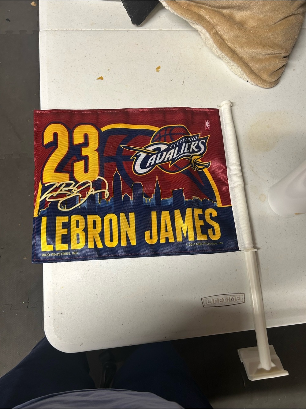 NBA LeBron James Cavaliers Red and Yellow Car Flag